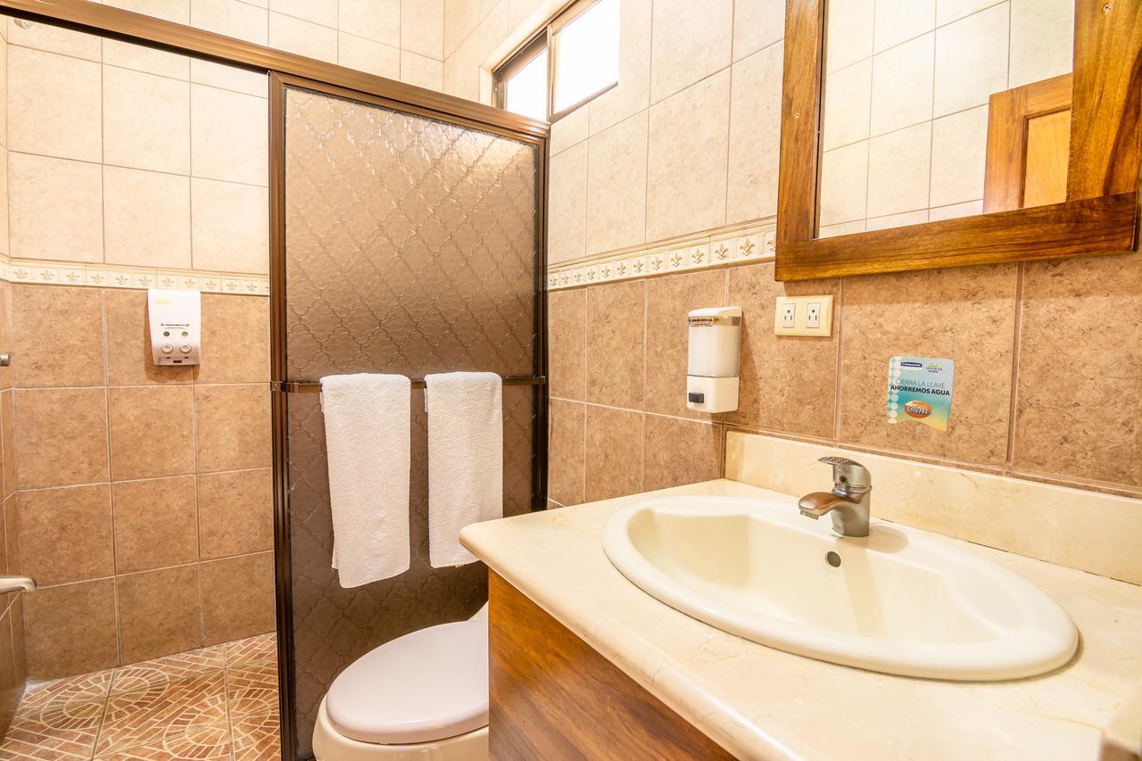 Hotel Pacuare Siqurres Da Alegria Buitenkant foto